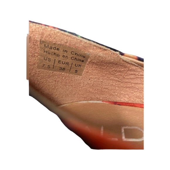 EUC. ALDO “Hellendoorn” Platform Wedge Heels Bright Aztec/lkat Print, Size 7.5 - Picture 12 of 12